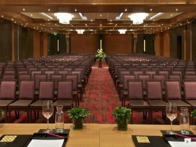 Vivanta Hyderabad, Begumpet Bagian luar foto The ballroom